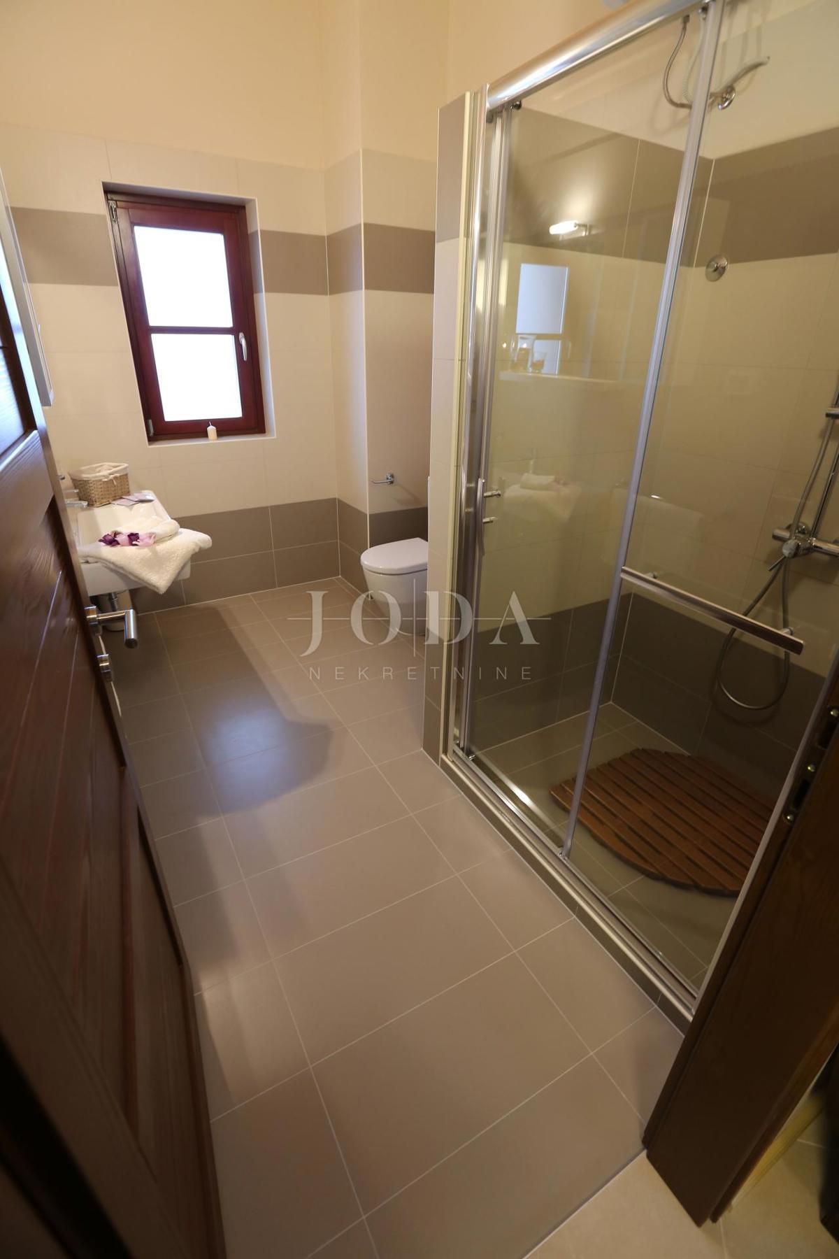 Casa Svetvinčenat, 440m2