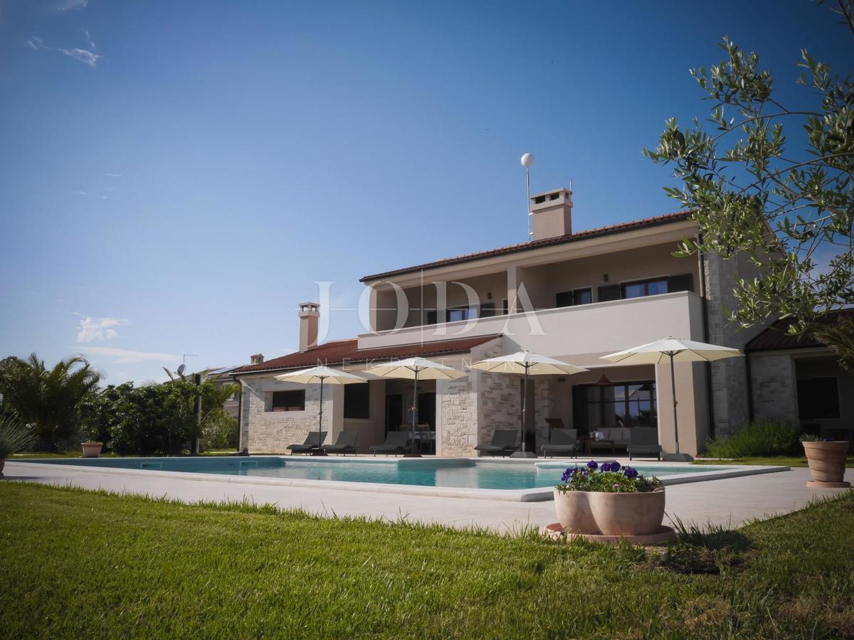 Casa Svetvinčenat, 440m2