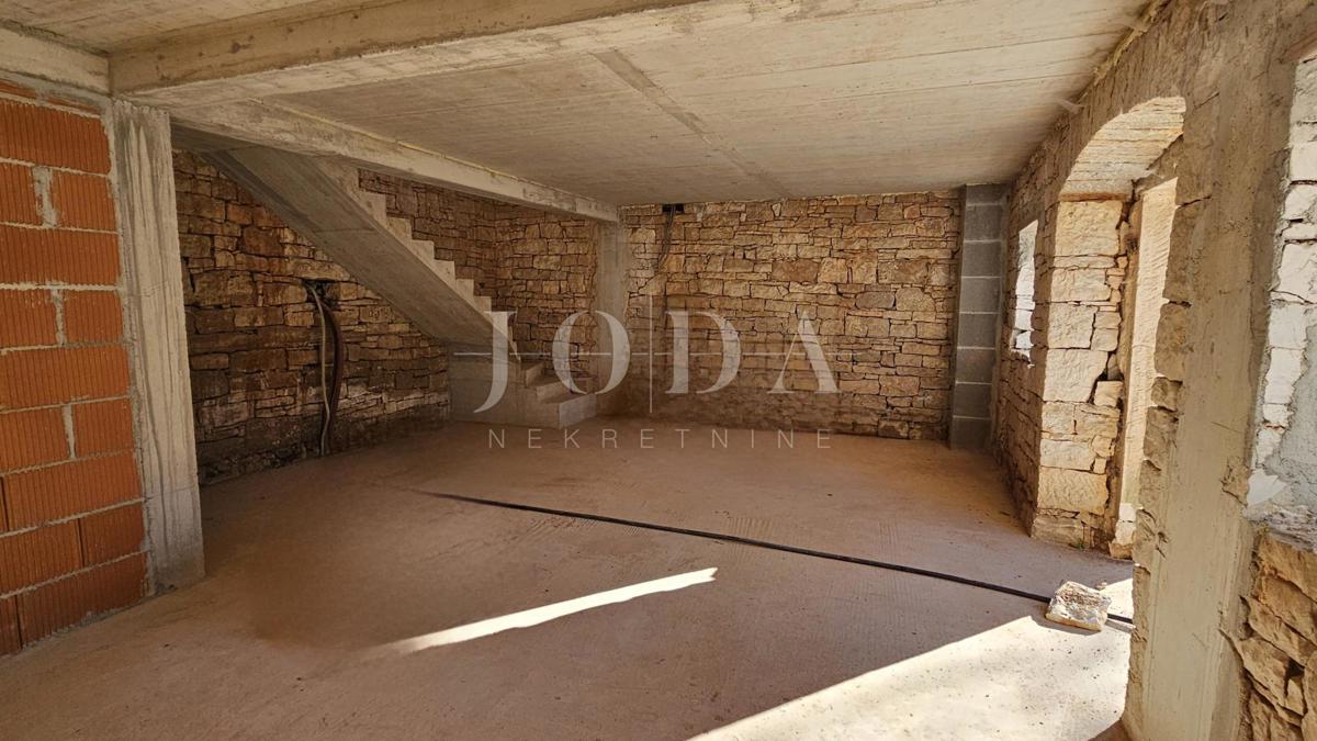 Casa Tinjan, 82,20m2