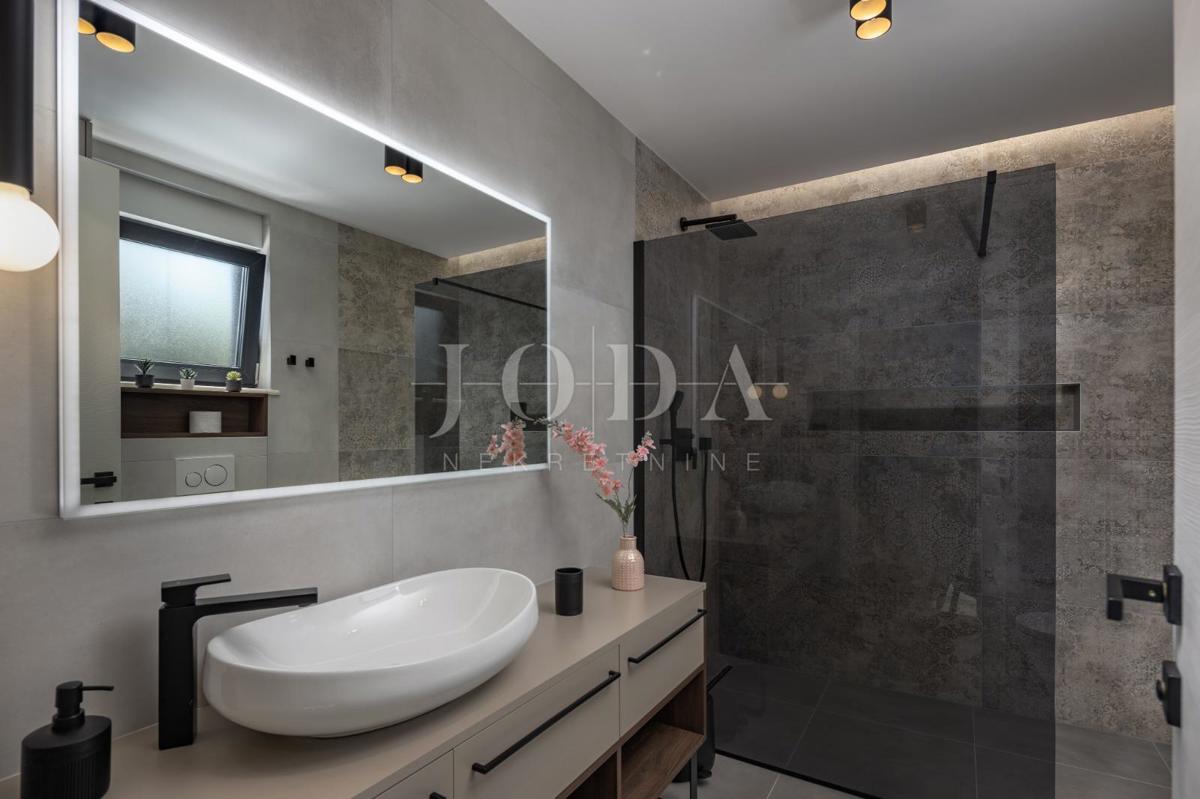 Casa Kostrena, 490m2