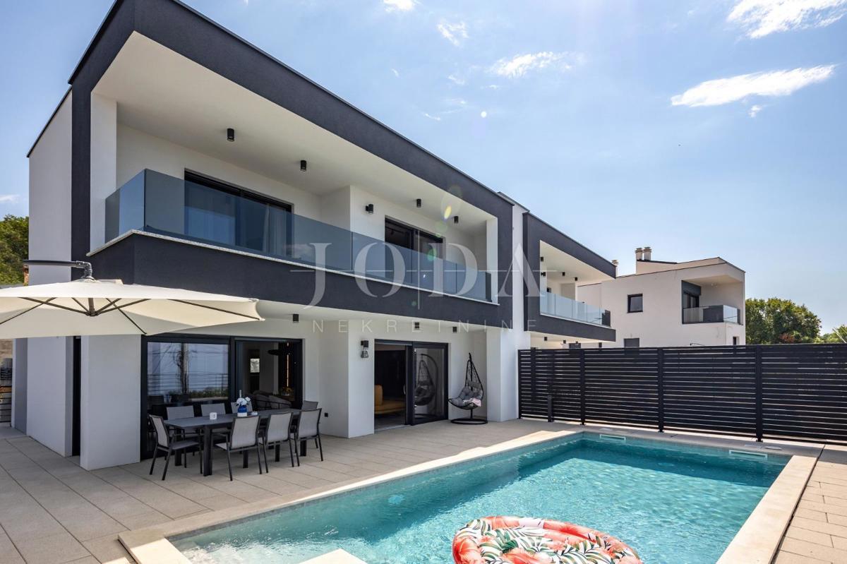 Casa Kostrena, 490m2