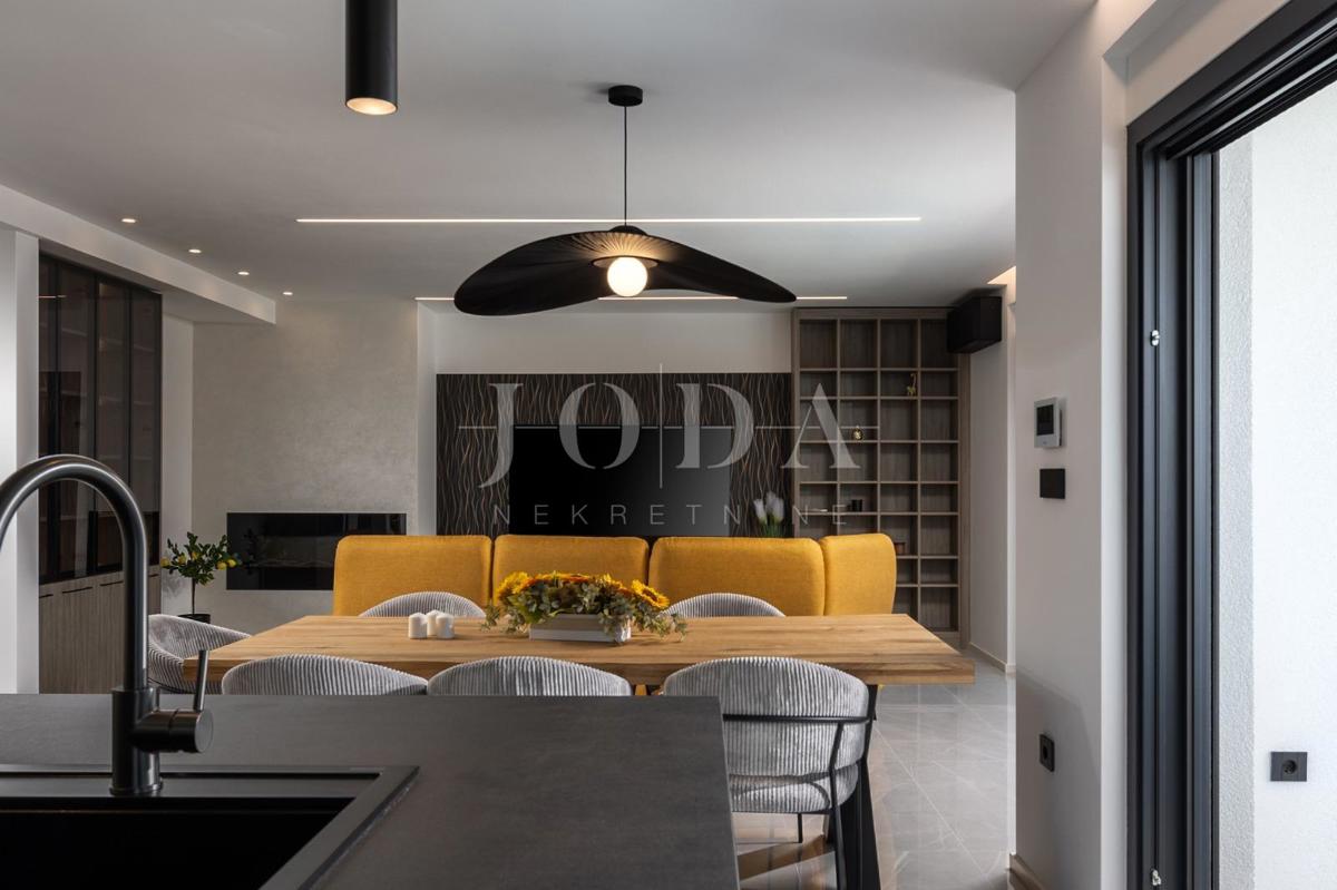 Casa Kostrena, 490m2