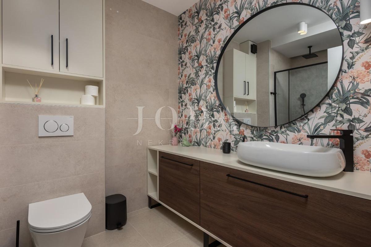 Casa Kostrena, 490m2