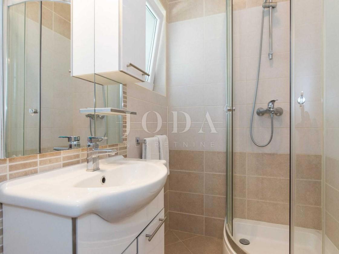 Appartamento con vista mare aperta