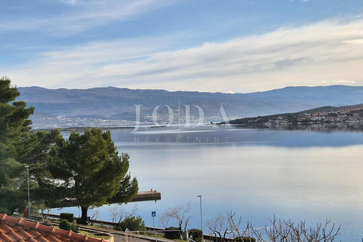 Appartamento con vista mare aperta