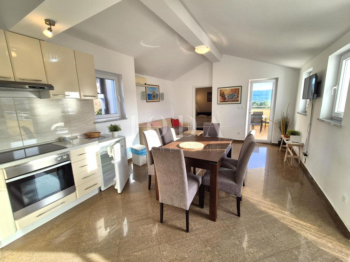 Appartamento con vista mare aperta