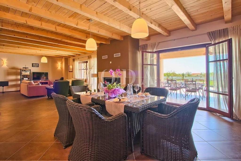 Casa Svetvinčenat, 400m2