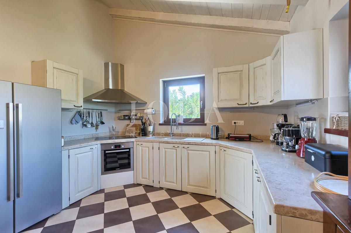 Casa Svetvinčenat, 400m2