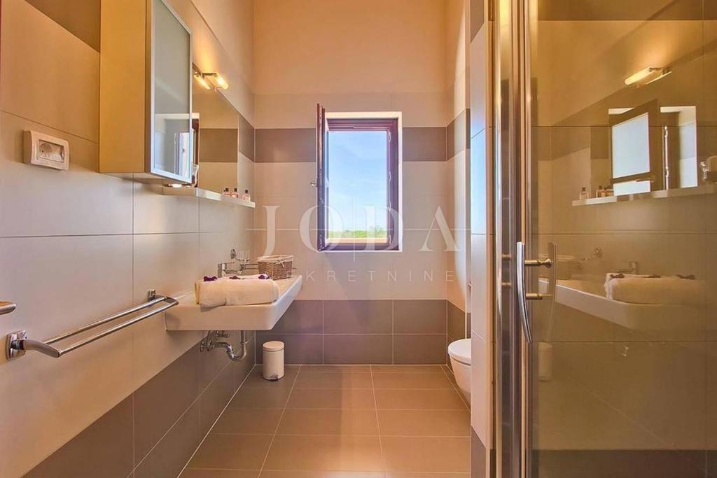 Casa Svetvinčenat, 400m2