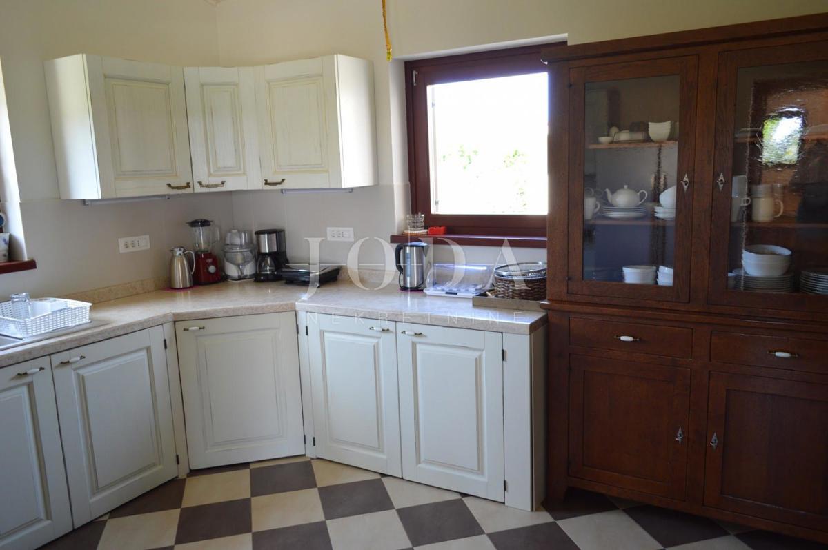 Casa Svetvinčenat, 400m2