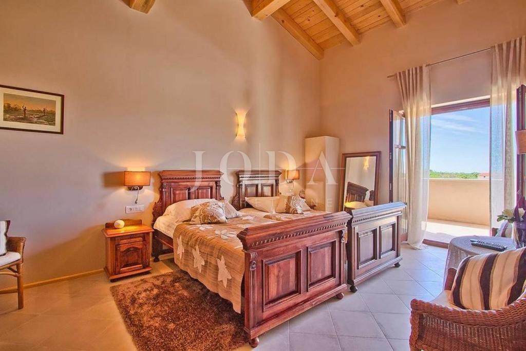 Casa Svetvinčenat, 400m2