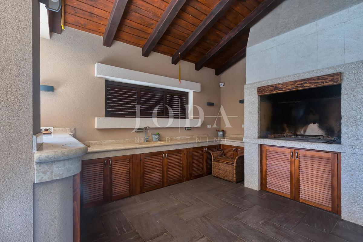 Casa Svetvinčenat, 400m2