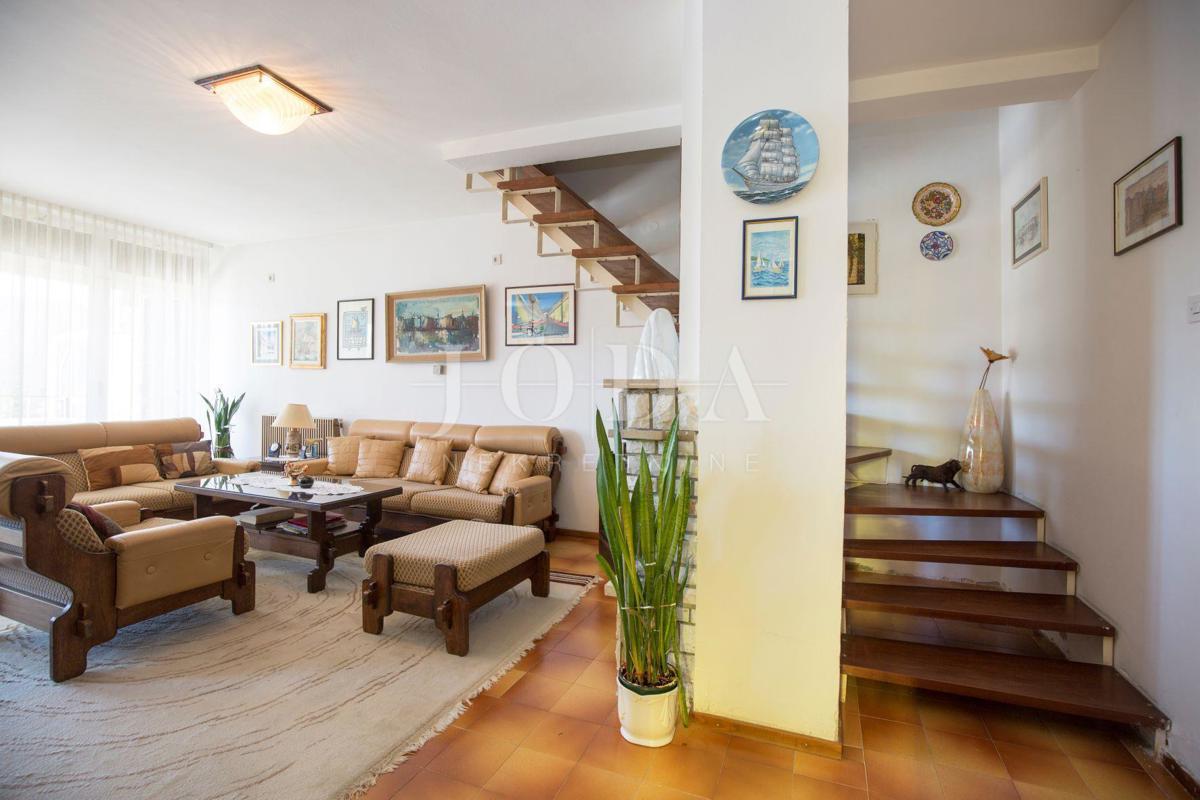 Casa Rabac, Labin, 155m2