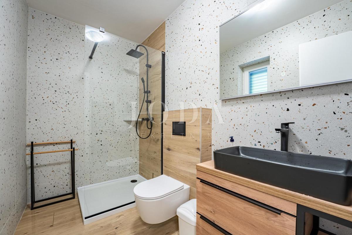 Krk, Dobrinj, Mediterranean style house with heated pool