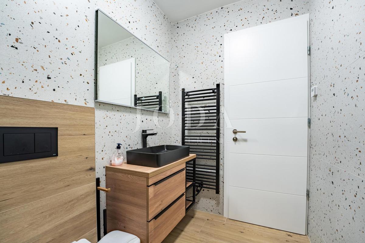 Krk, Dobrinj, Mediterranean style house with heated pool