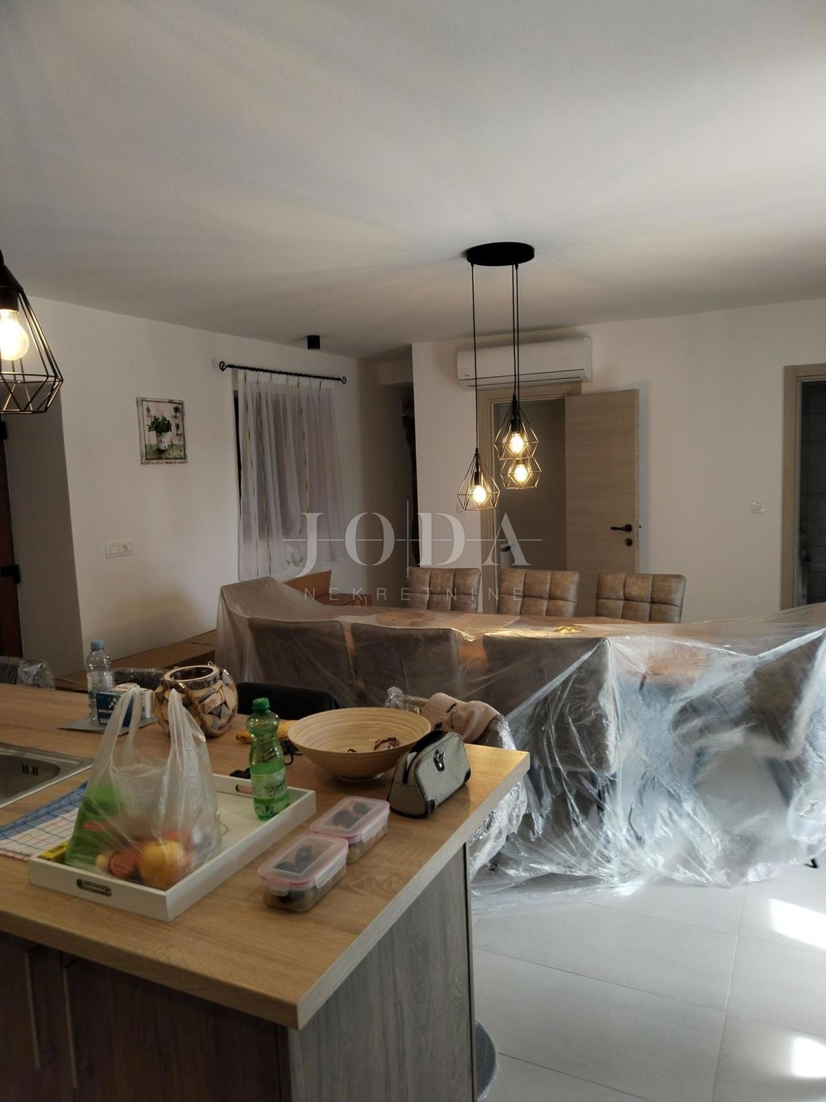 Casa Svetvinčenat, 200m2