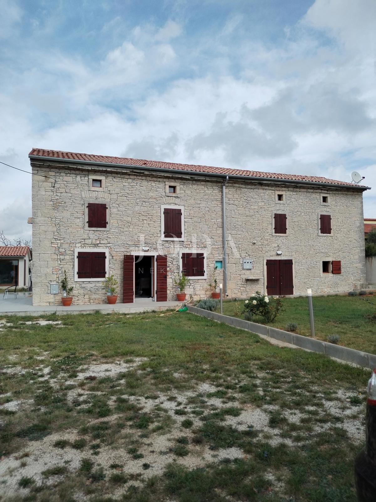 Casa Svetvinčenat, 200m2