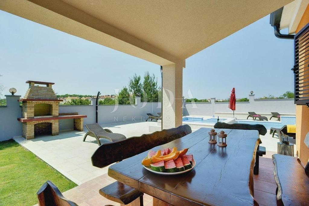 Casa Monte Magno, Pula, 360m2