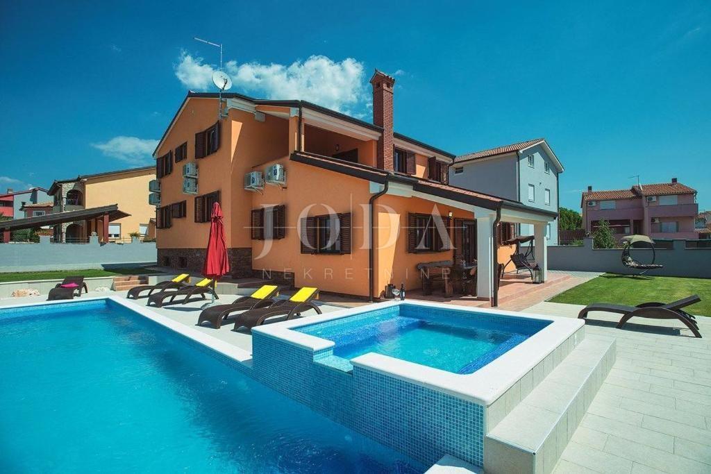 Casa Monte Magno, Pula, 360m2