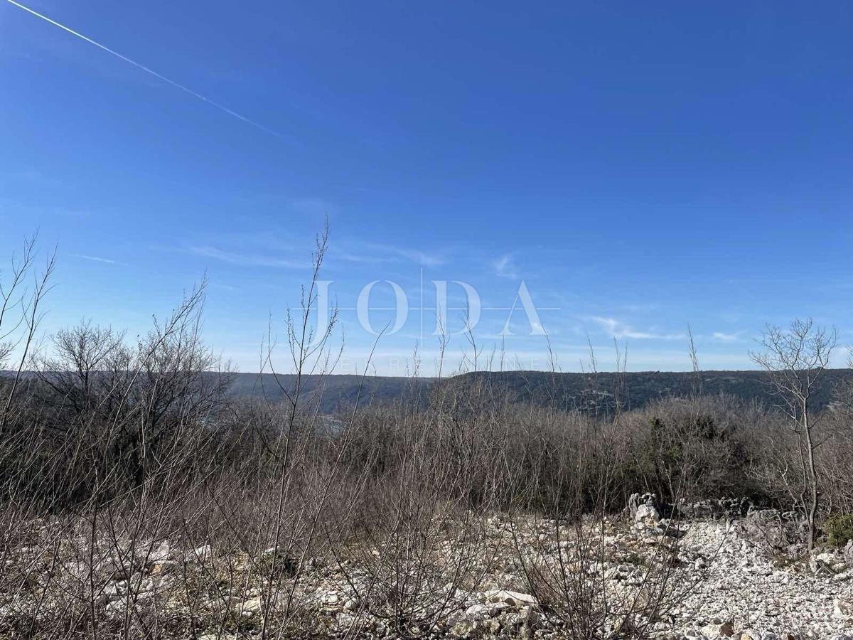 Terreno Labin, 975m2
