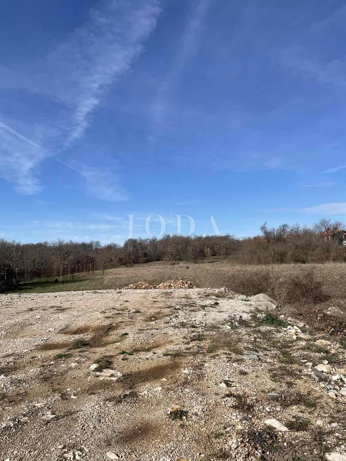 Terreno Labin, 975m2