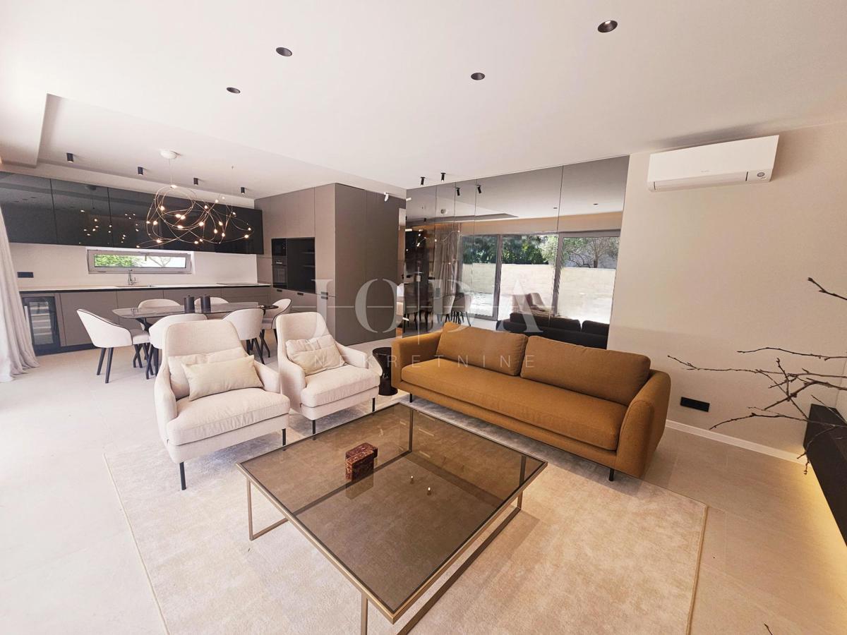 Appartamento in ottima posizione, nuova costruzione, città di Veglia