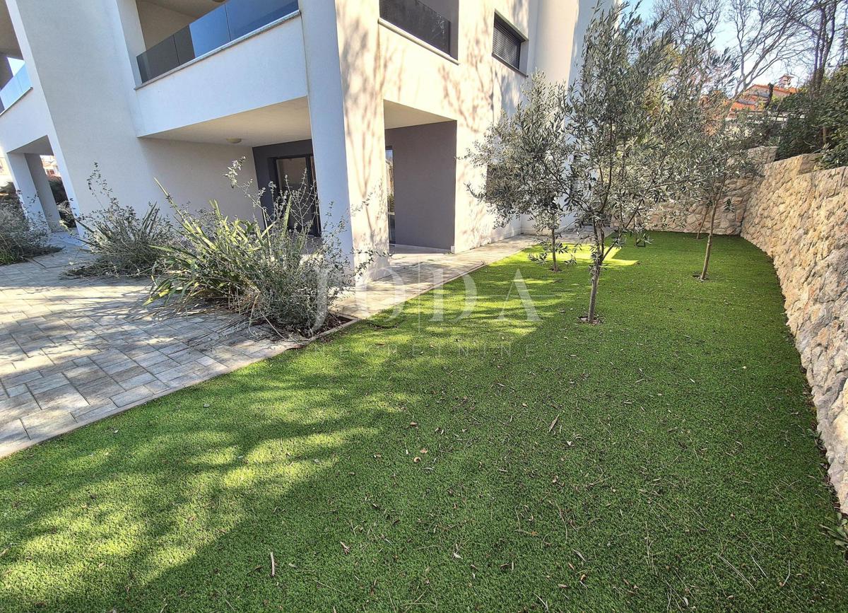 Appartamento con giardino vicino alla spiaggia - Malinska