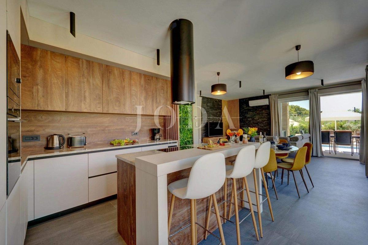 Casa Marčana, 198,45m2