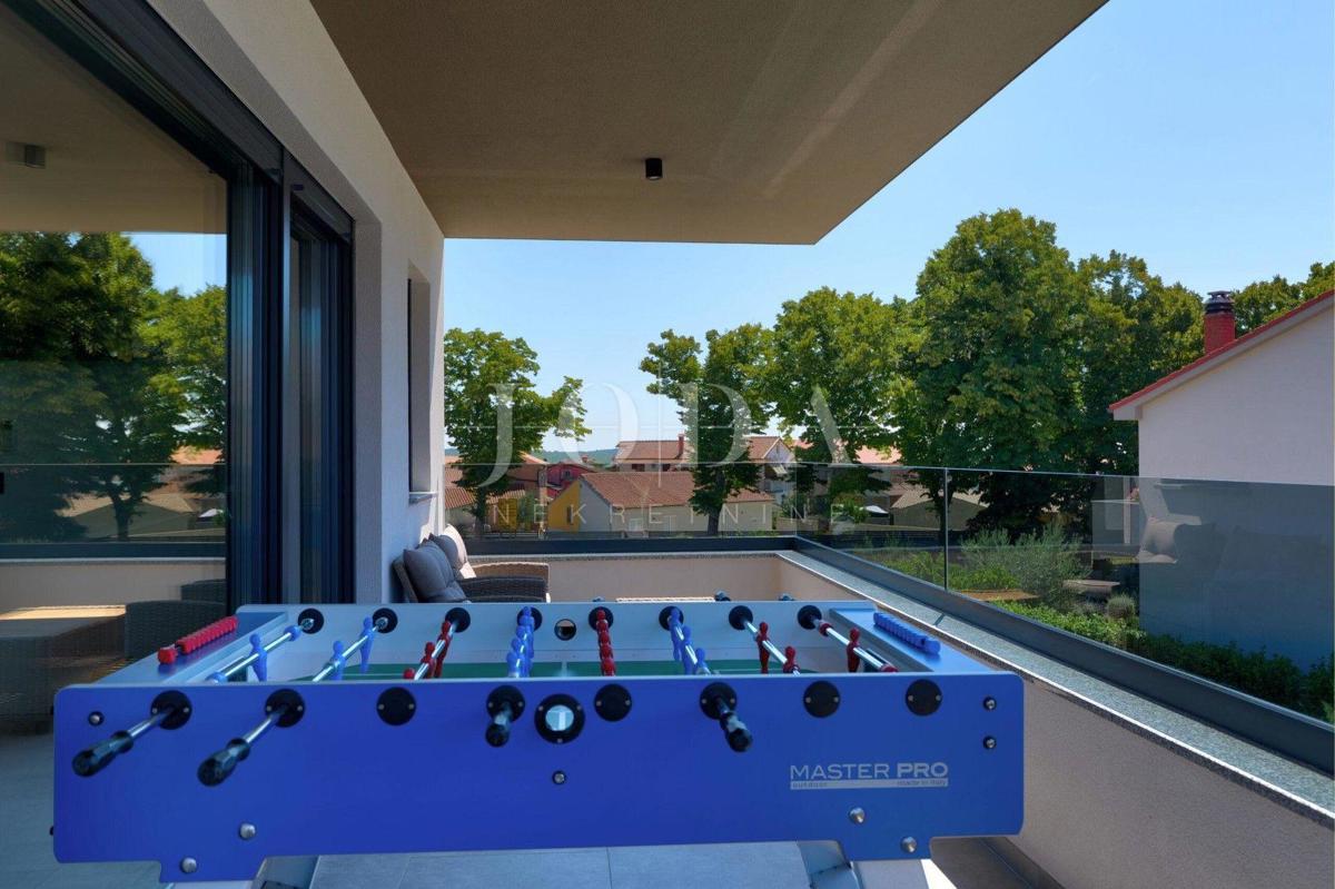 Casa Marčana, 198,45m2