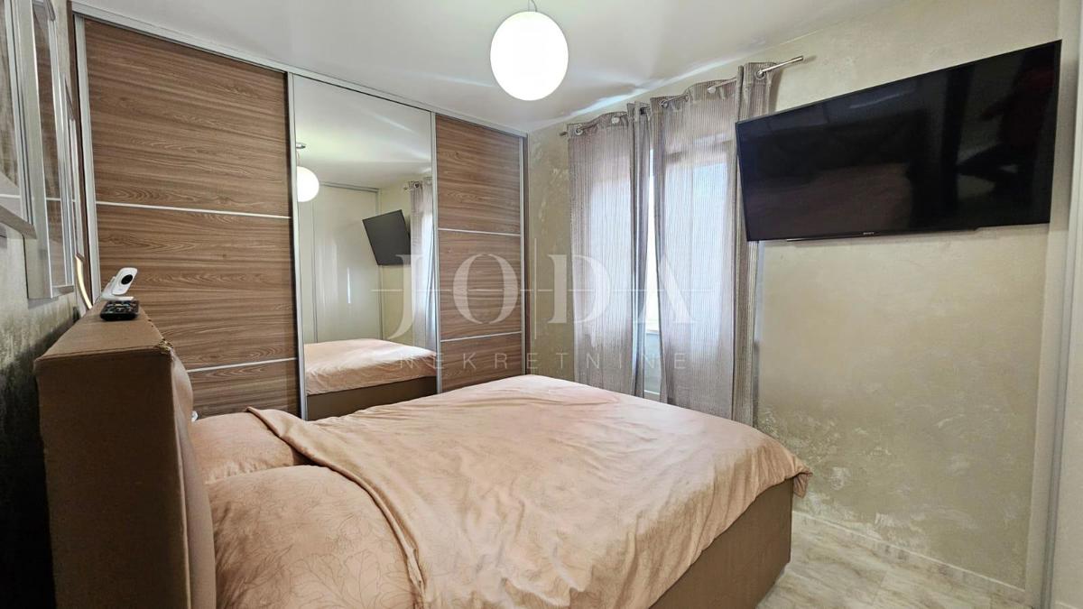 Appartamento a due piani a Viškovo vicino al centro