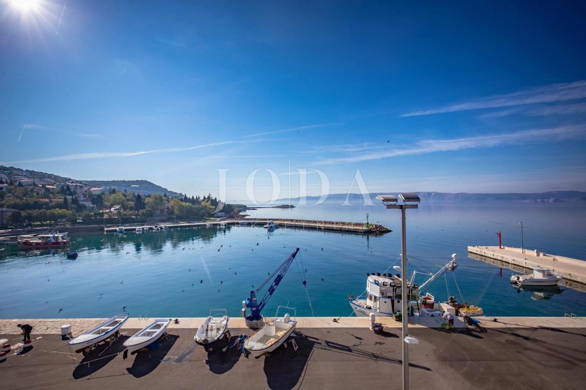 Klenovica appartamento 1a fila al mare