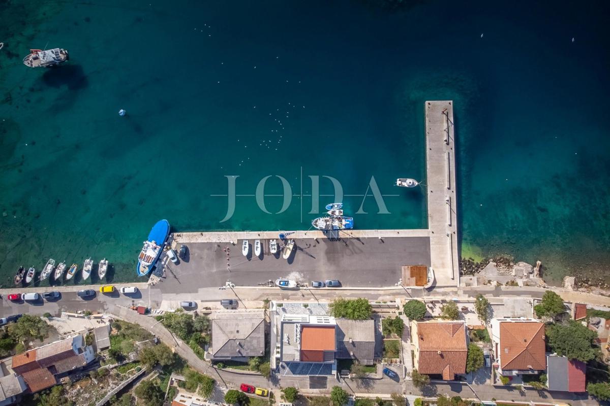 Klenovica appartamento 1a fila al mare