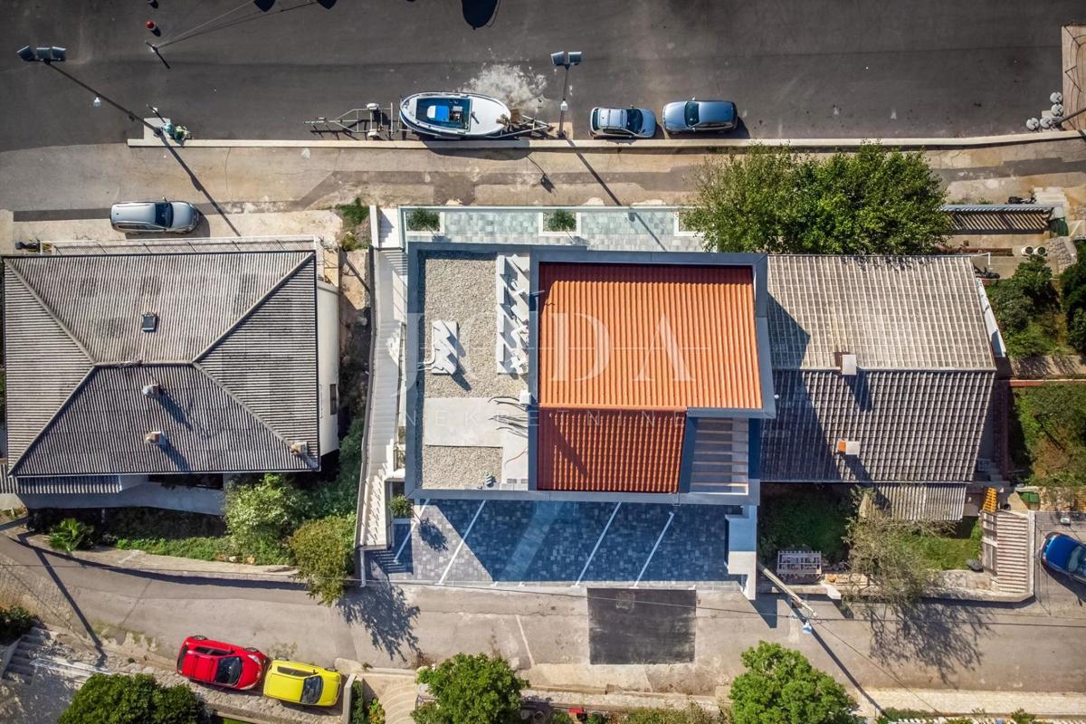 Klenovica appartamento 1a fila al mare