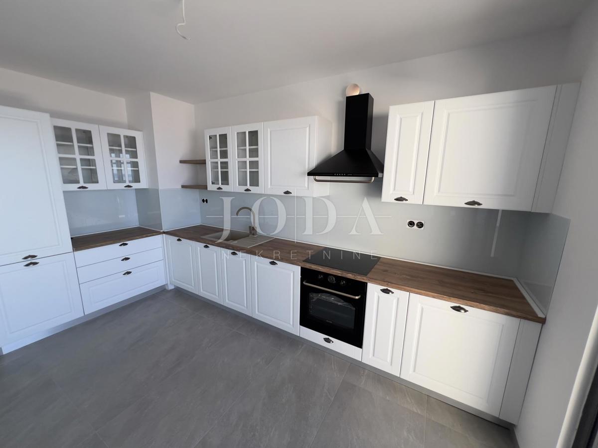 Appartamento Klenovica, Novi Vinodolski, 123m2