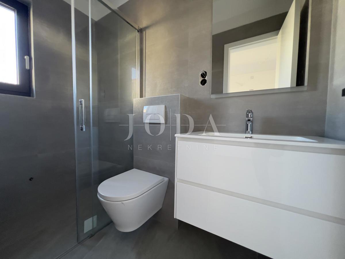 Appartamento Klenovica, Novi Vinodolski, 123m2