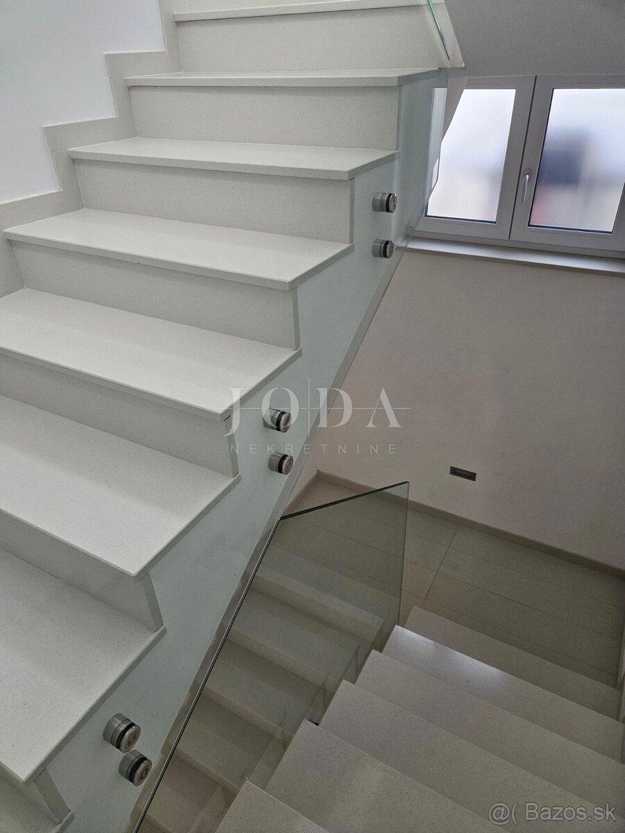 Allogio Dramalj, Crikvenica, 