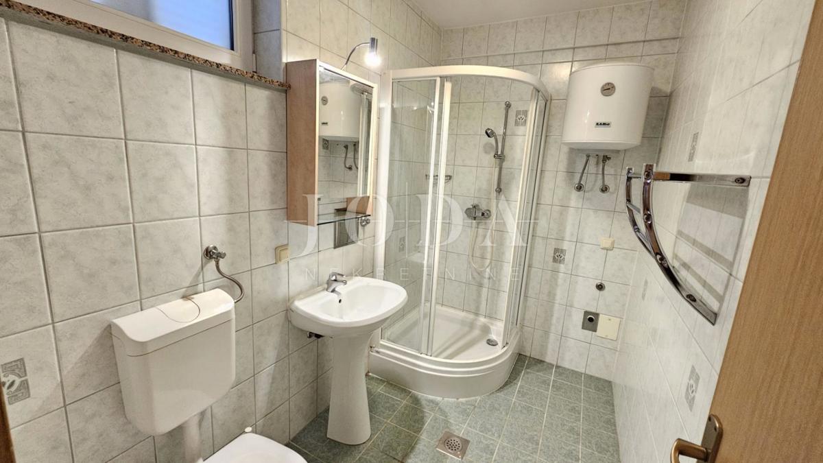 Allogio Crikvenica, 66m2