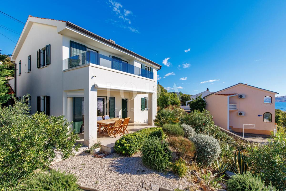 Casa Prizna vicino al mare