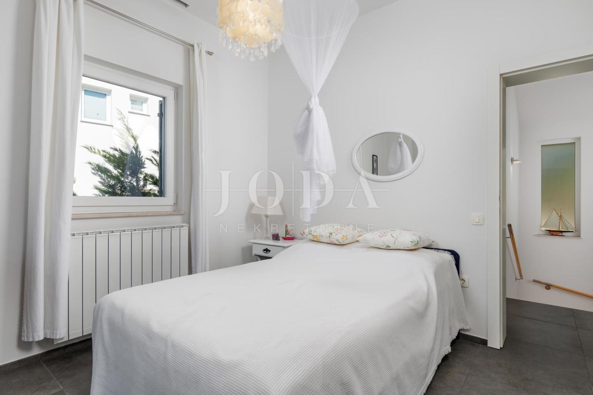 Casa Prizna vicino al mare