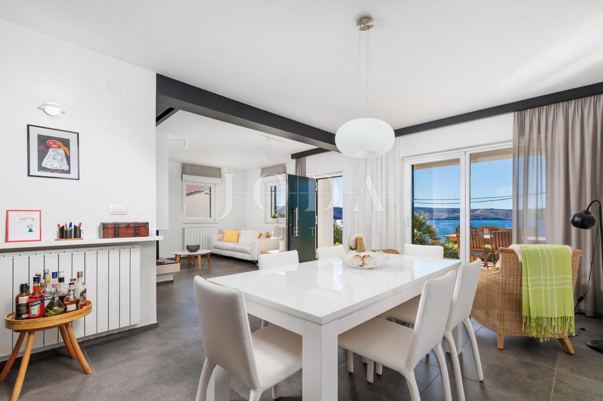 Casa Prizna vicino al mare