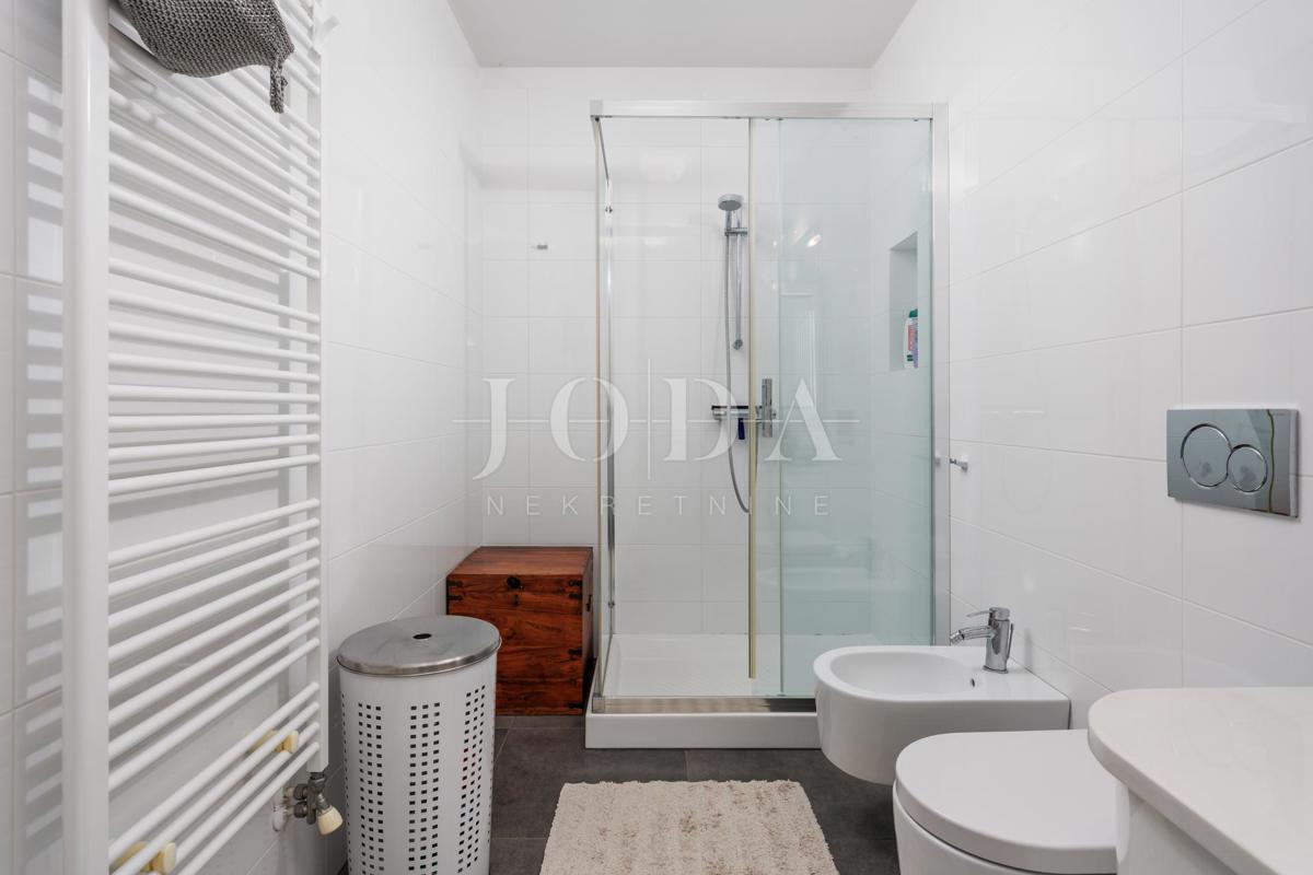 Casa Prizna vicino al mare