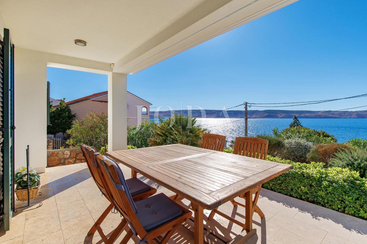 Casa Prizna vicino al mare