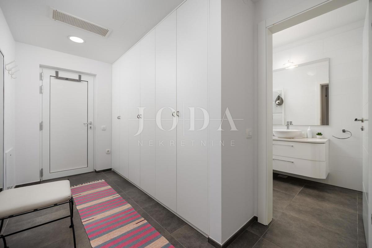 Casa Prizna vicino al mare