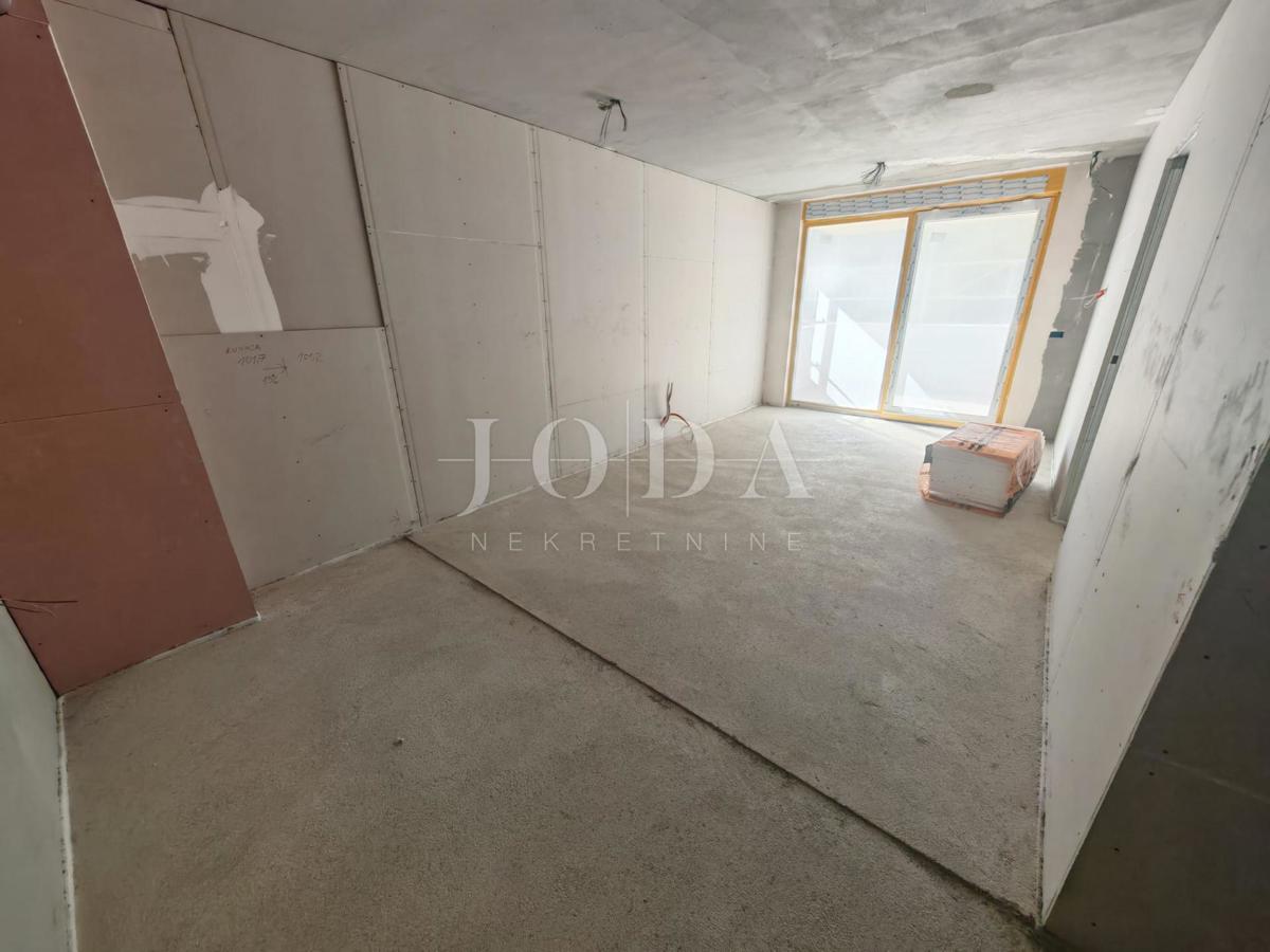 NUOVO EDIFICIO CENTRO SENJ 61.12m2