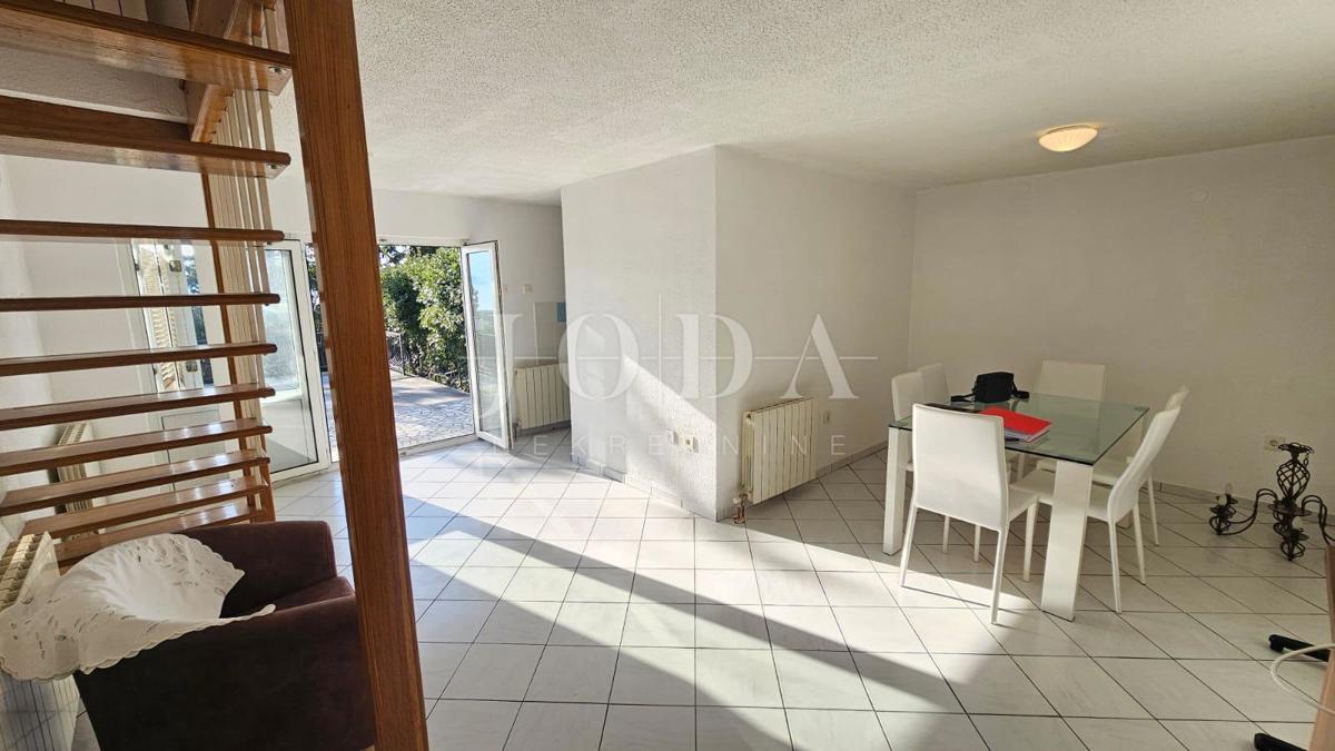 Casa Novi Vinodolski, 160m2