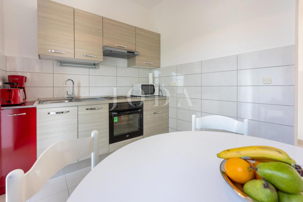 Casa con 2 appartamenti e vista panoramica