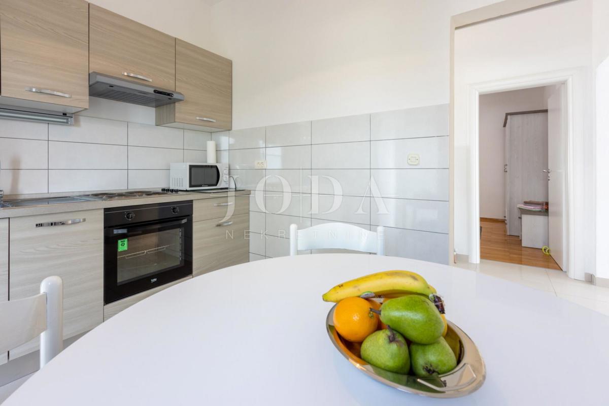 Casa con 2 appartamenti e vista panoramica