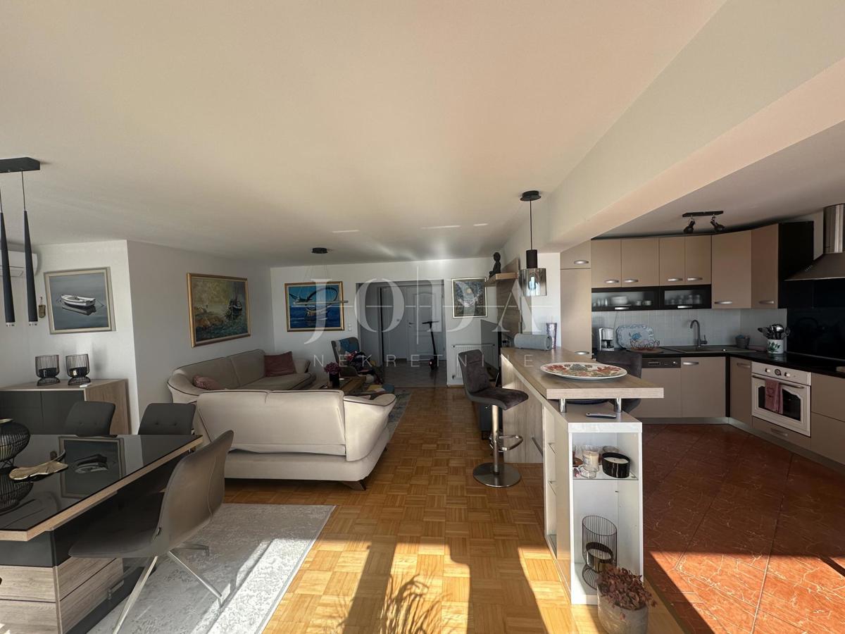 Allogio Crikvenica, 91,90m2