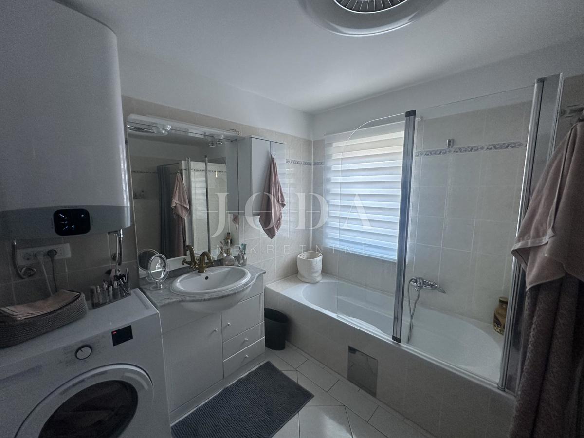 Allogio Crikvenica, 91,90m2