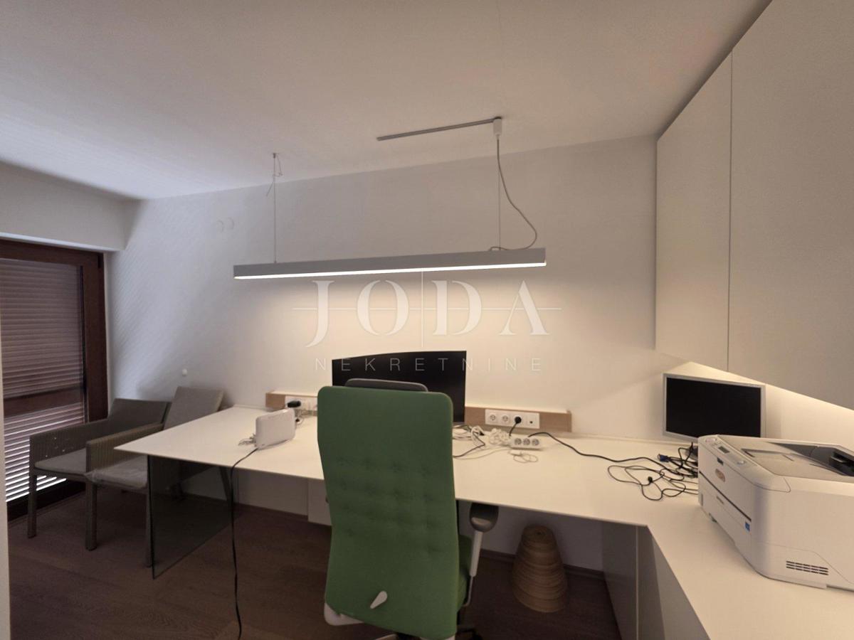 Casa Novi Vinodolski, 150m2